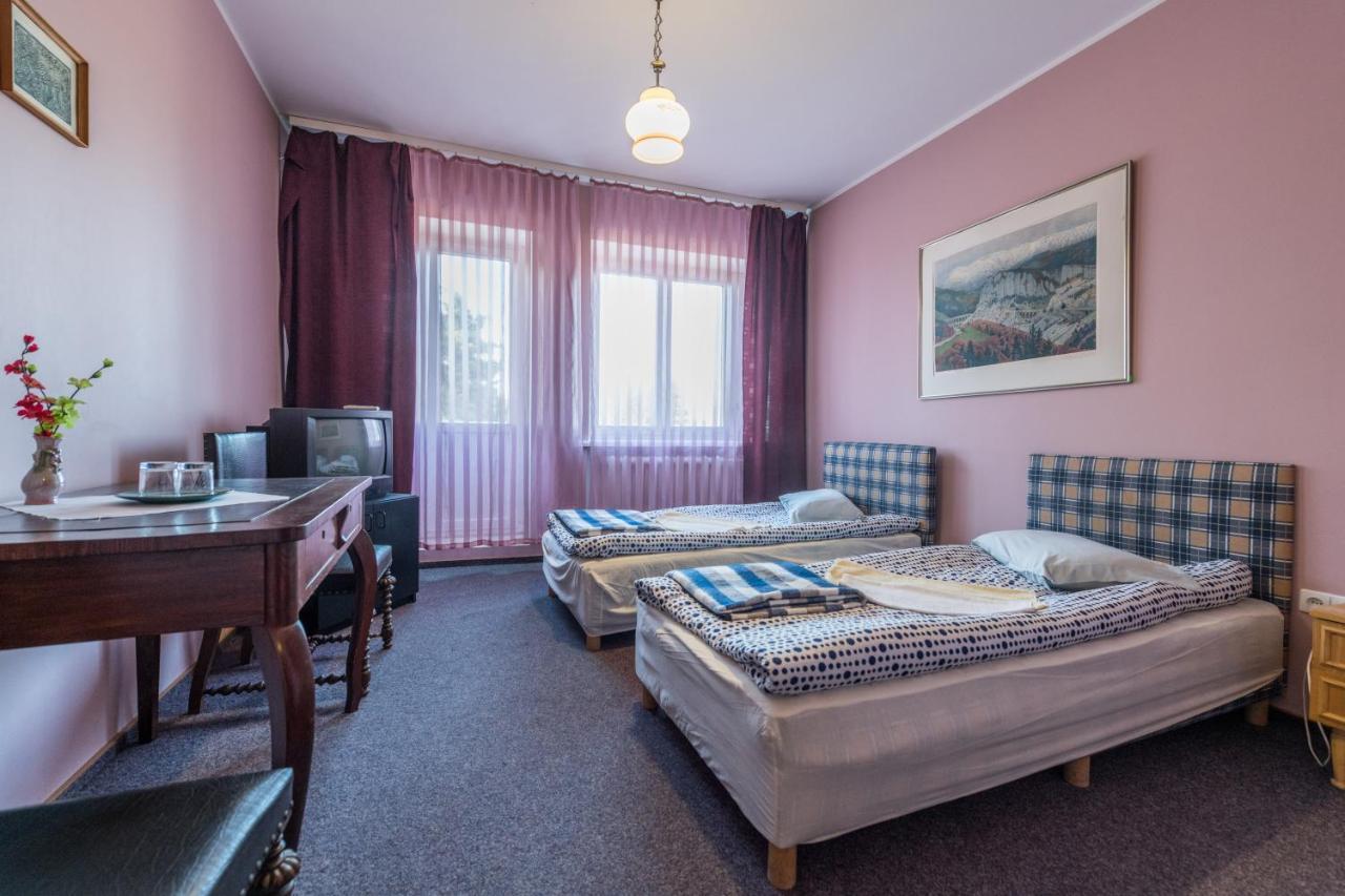 Maldis Motel Madziunai Eksteriør billede